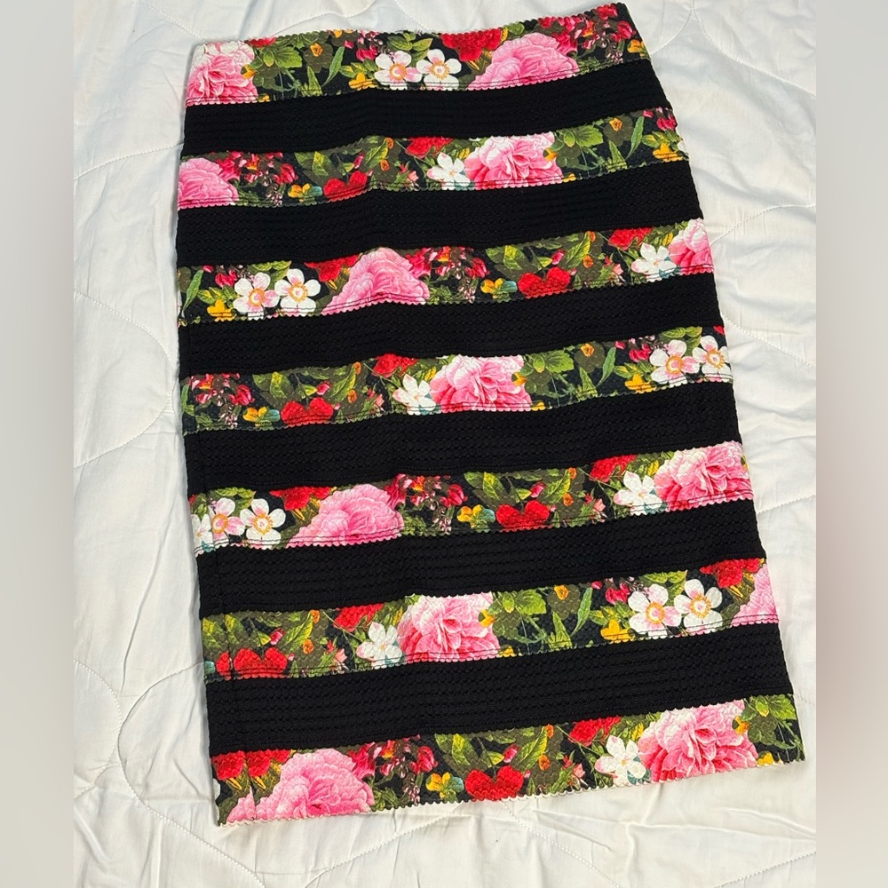 NY&Co Floral Bodycon Skirt